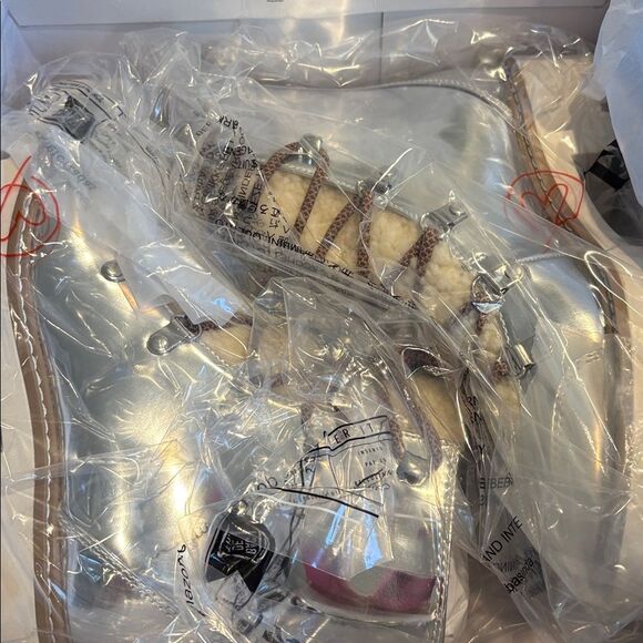 The Drop Women's Caleb Shearling Hiking Boot Hi-Top Size 8 - Picture 4 of 9